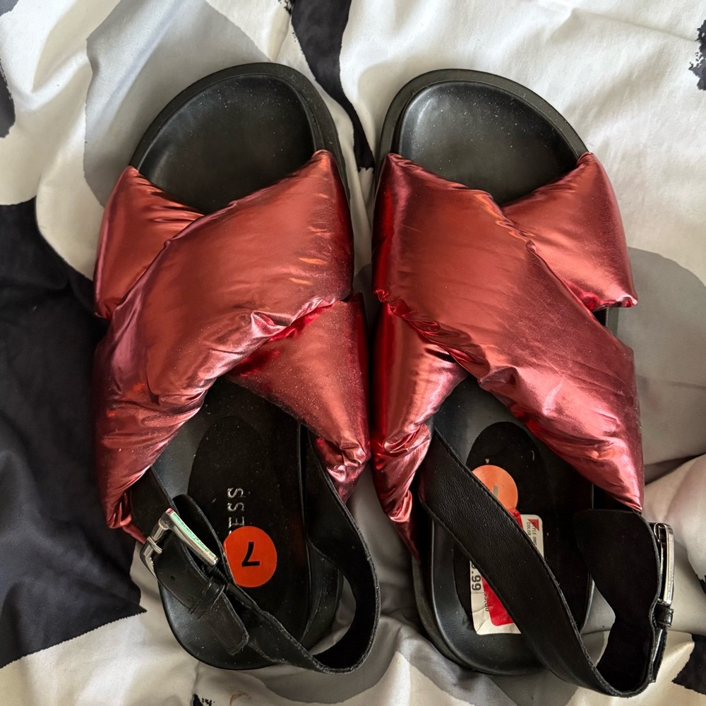 NWT hot pink guess puff sandals.